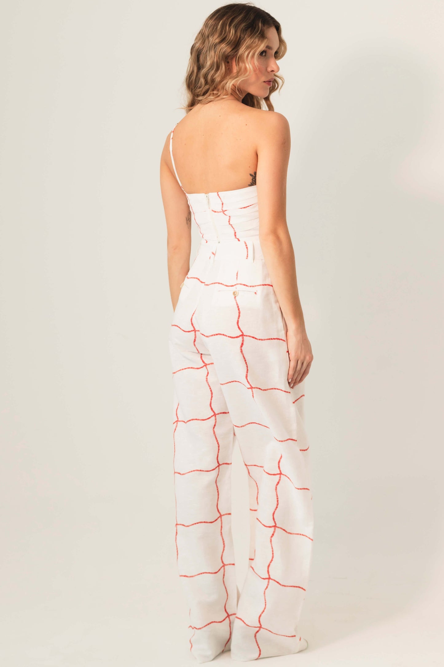 CLASSIC HIGH RISE PANTS